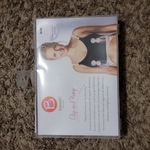 NIB pumping bra(handsfree attachment)